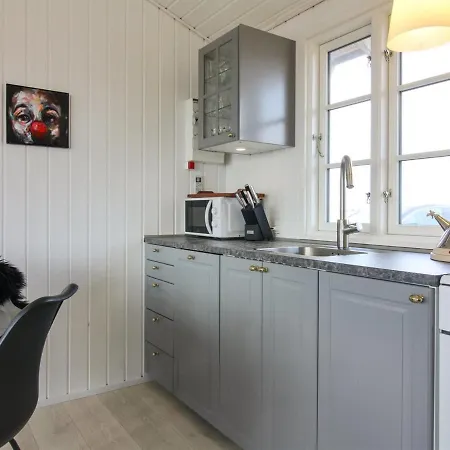 Holiday home Holiday Stintje - 20m From The Sea In Nw Jutland By Interhome *