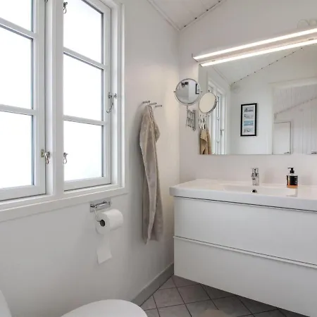 Holiday Stintje - 20m From The Sea In Nw Jutland By Interhome Holiday home Hjorring